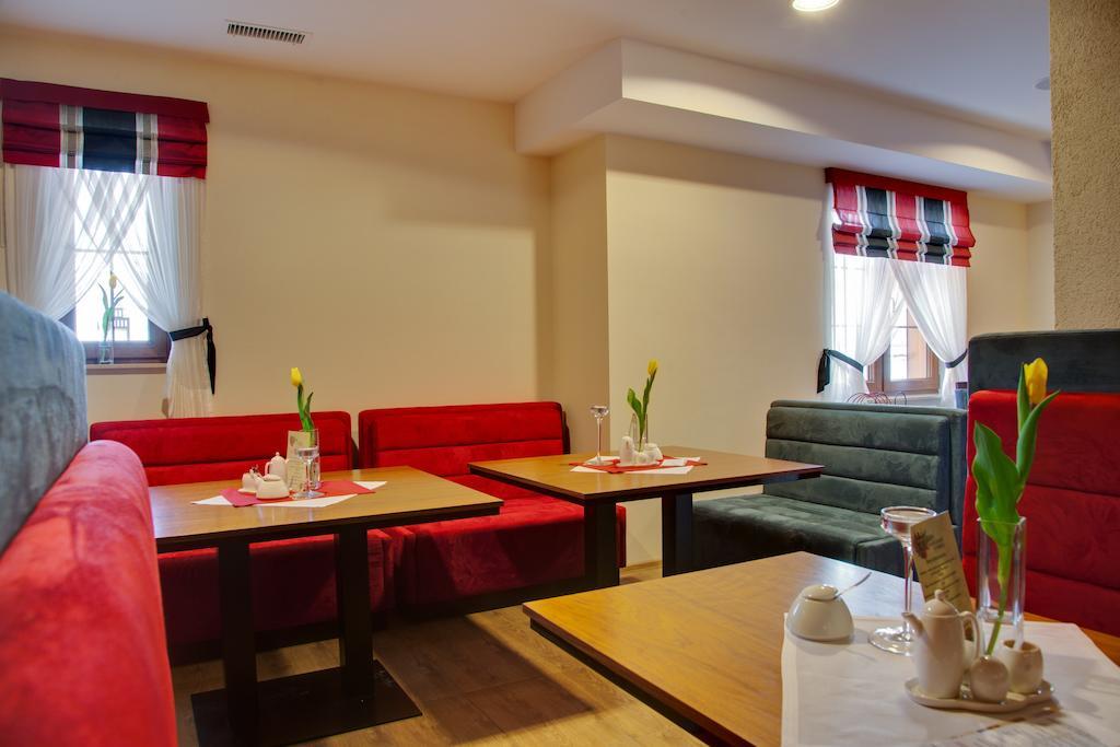 Hotel Bonsai Немча Экстерьер фото